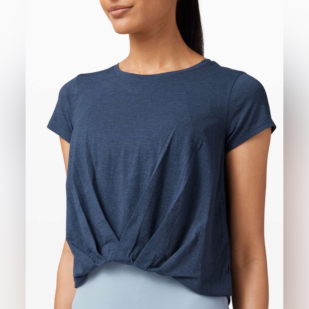 Lululemon Pleats & Thank You Short Sleeve Heathered Ink Blue